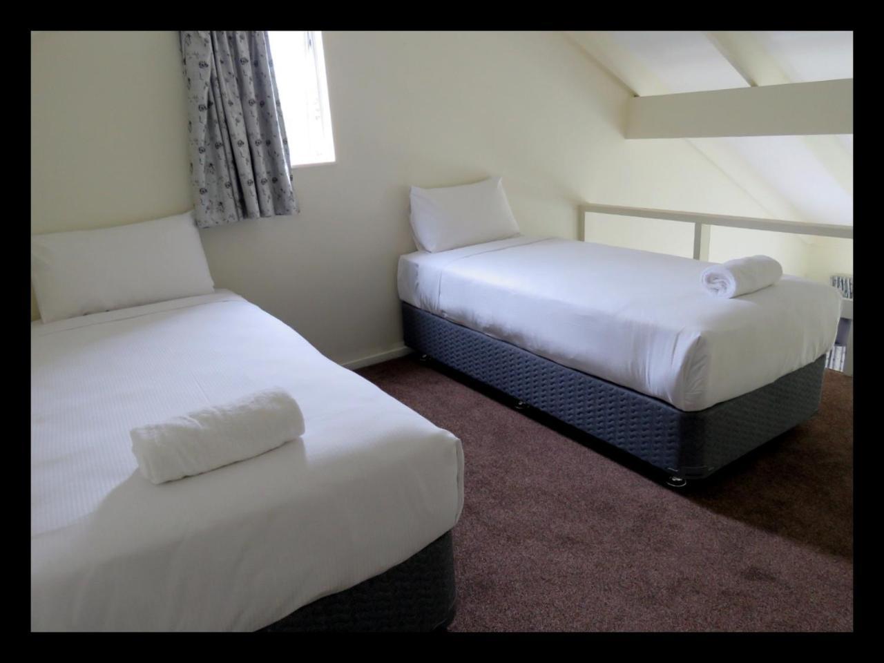 Grandeur Thermal Spa Resort 타우포 호 외부 사진